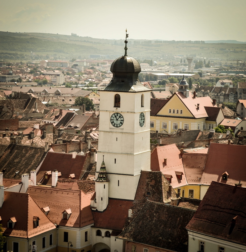 city, spire, Building, Sibiu, architecture, place of worship, community, built structure, religion, building exterior, day, belief, crowded, spirituality