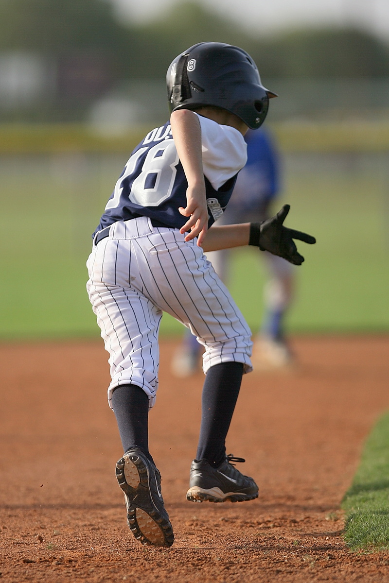 action, child, uniform, baseball, little leaguer, boy, player, runner, teenager, baseball glove, 2K, sport, youth, helmet, focus on foreground, real people