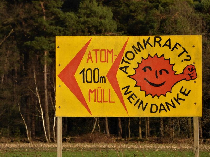 note, nuclear waste, focus on foreground, anti-atom-sun, day, land, outdoors, for final, shield, plant, 4K, nuclear, guidance, safety, nature, text, western script