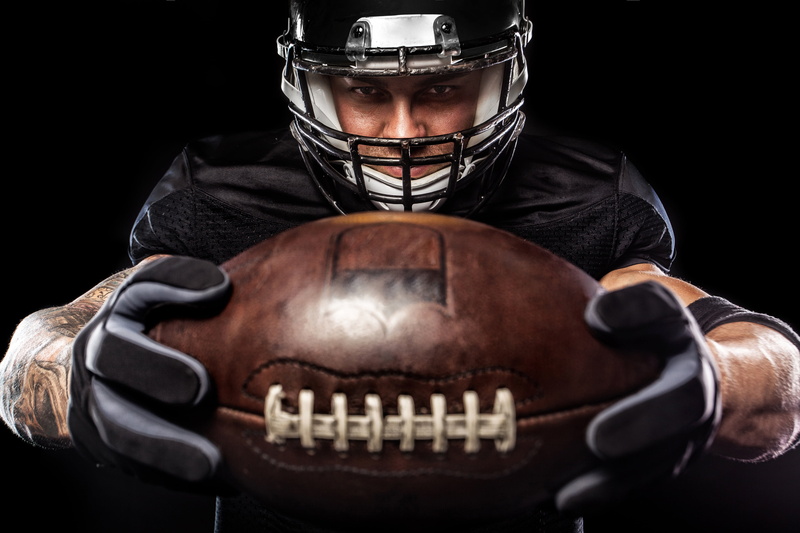 4K, American football, Helmet, The ball, Male, Rugby, Sport