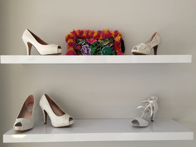 luxury, lifestyle, furniture, Shoes, pair, shelf, plant, Decoration, interior design, no people, group of objects, elegance, high heels, 2K, decorating