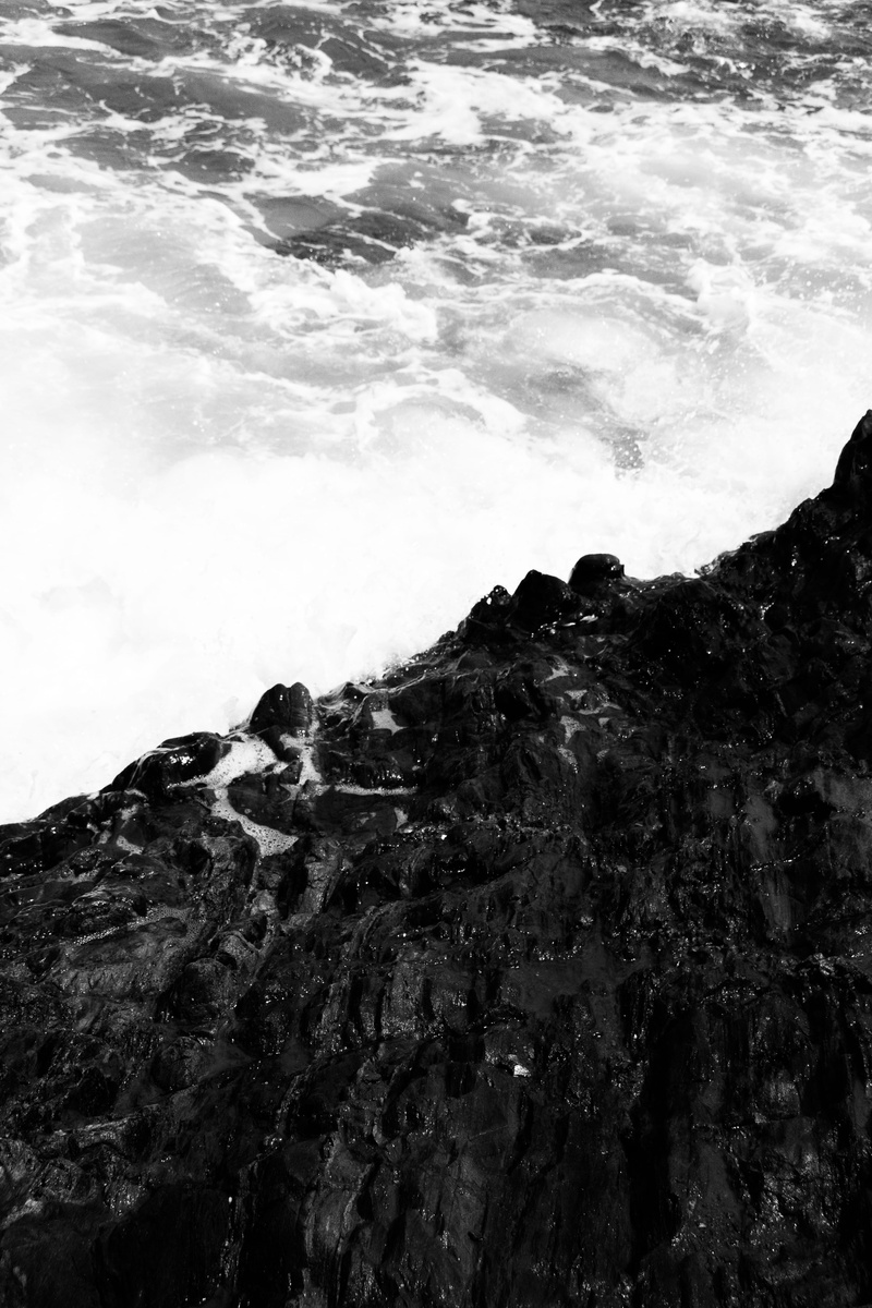 tranquility, scenics - nature, power in nature, aquatic sport, rock - object, flowing water, day, ocean, sport, leisure activities, black and white, 5K