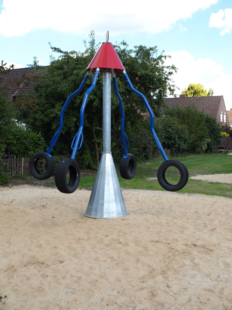 bremervörde, nature, shape, children, leisure, day, playground, absence, 2K, growth, play, park, game device, hanging, childrens playground, tree, metal