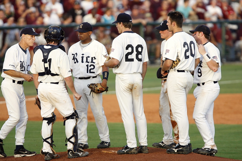 conference, players, team, field, dirt, uniform, 2K, sports clothing, pitcher, number, headwear, pitchers mound, coach, full length, athletics, sportsman