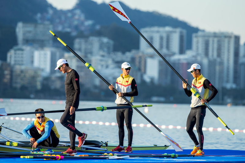effort, boat, nautical vessel, oar, competition, teamwork, determination, men, sport, olympic, lifestyles, day, real people, group of people, athletics