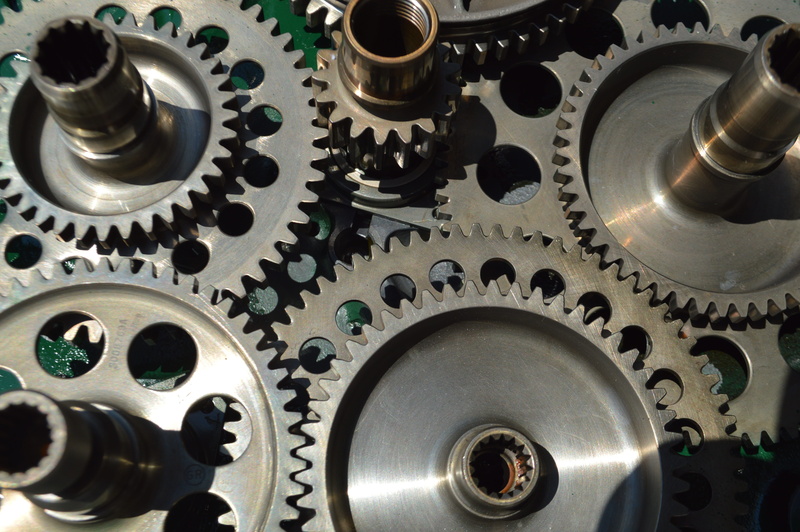 full frame, 5K, gears, steel, equipment, close-up, mechanical, steampunk, electrical equipment, alloy, geometric shape, man made object, complexity, engine