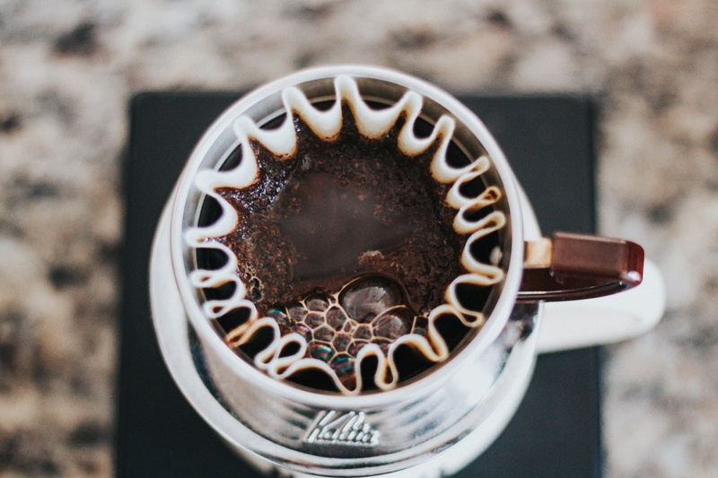 close-up, outdoors, coffee - drink, brown, day, ceramic, machinery, filled, cafe, shape, gear, jug, filter, nature, cup, metal, coffee, single object, 4K