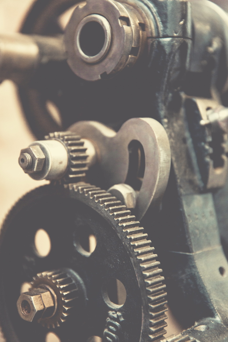 old, man made object, industry, machine part, close-up, technical, retro, no people, 5K, factory, connection, weight training, equipment, technology, metal