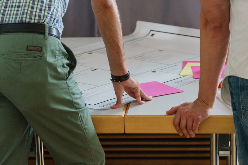 men, thoughts, white, design professional, low section, two people, women, brown, design thinking, person, teamwork, occupation, sitting, 5K, table, standing