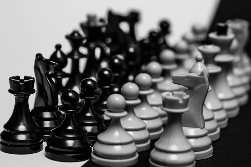 pawn, selective focus, king - chess piece, board game, leisure activity, queen - chess piece, game, arrangement, chess piece, chess, still life, no people