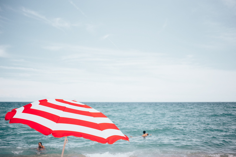 swimwear, selective focus, striped, background, vacation, water, flag, red, Holiday, horizon over water, Ocean, summer, Horizon, scenics - nature, Coast
