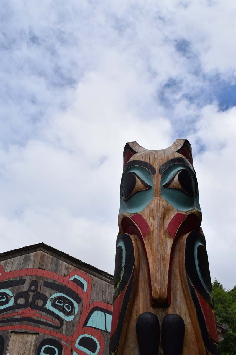 mask - disguise, 5K, representation, wood, craftsmanship, culture, ceremony, woodcarving, creativity, anthropomorphic, traditional, ornate, cedar, architecture