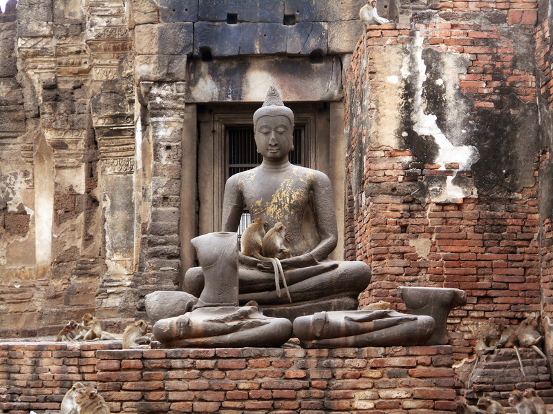 5K, religion, pra prang sam yod, building, buddha statue, no people, monkey, place of worship, animal, animals, day, castle rock, representation, human representation