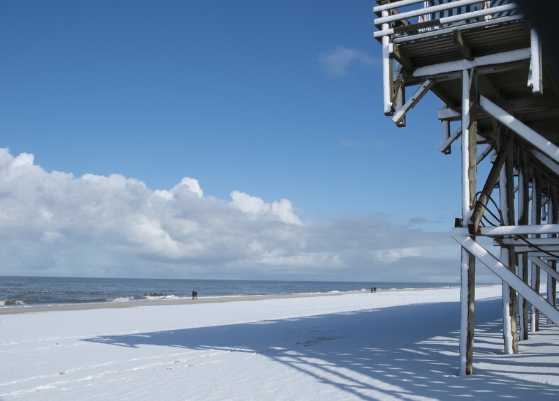 scenics - nature, Sylt, beauty in nature, Beach, 4K, lifeguard hut, built structure, sea, horizon, tranquil scene, sky, cloud - sky, beach, Sea, hut, tranquility
