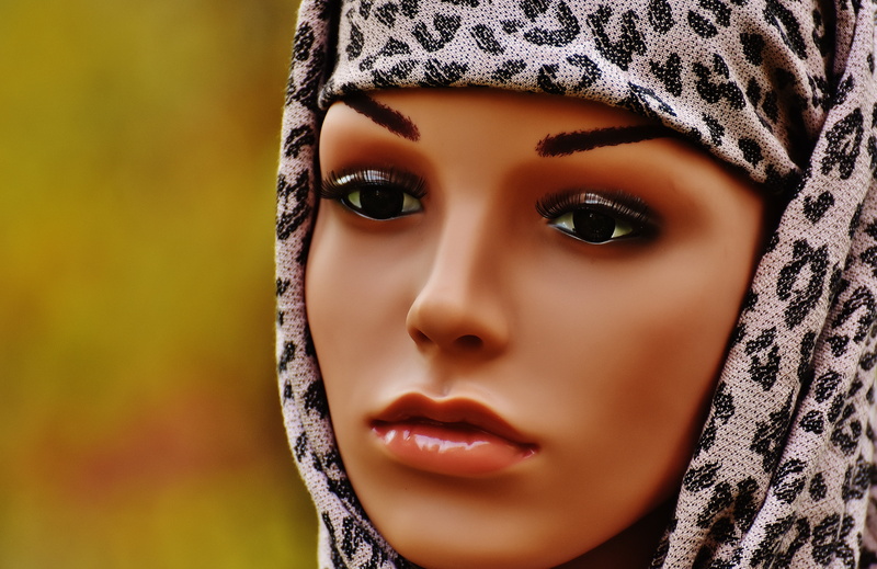 one person, scarf, pretty, eyes, people, doll, girl, beautiful woman, one young woman only, woman, young, young woman, figure, display dummy, shooting