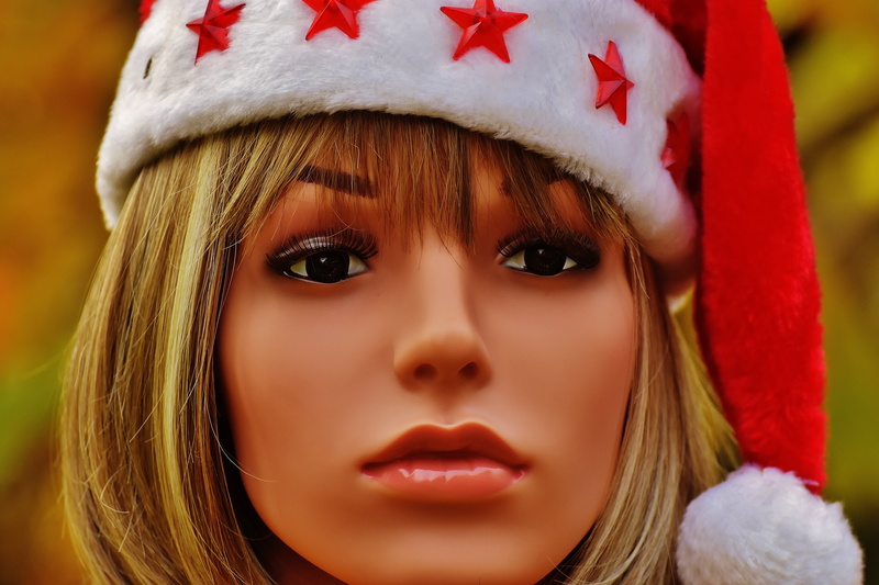 hairstyle, headshot, shooting, child, female model, celebration, one person, photography, looking at camera, doll, dekokopf, pretty, santa hat, human face