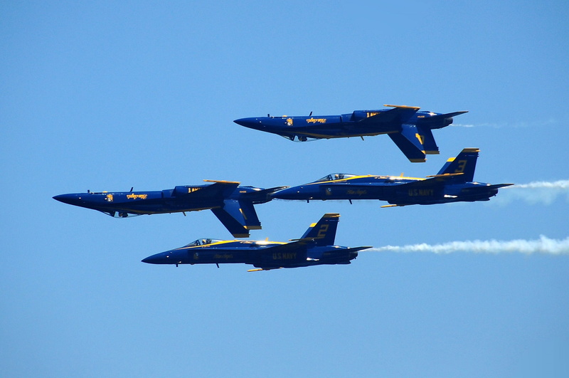 fighter, nature, precision, aeroplane, fighter plane, blue, transportation, sky, navy, above, plane, speed, training, flight, aviation, airplanes, air force