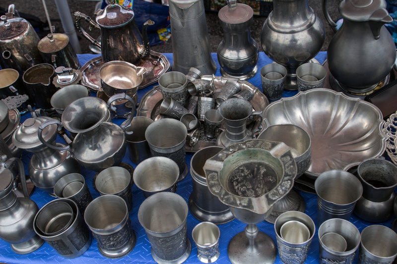 crimea stuff, choice, cultures, stand, kitchen utensil, cleaning, household equipment, 5K, domestic room, large group of objects, pewter tankard, for sale