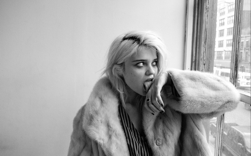 rock, sky, model, babe, pop, indie, singer, ferreira, synthpop, actress, dance, 1080P, sexy