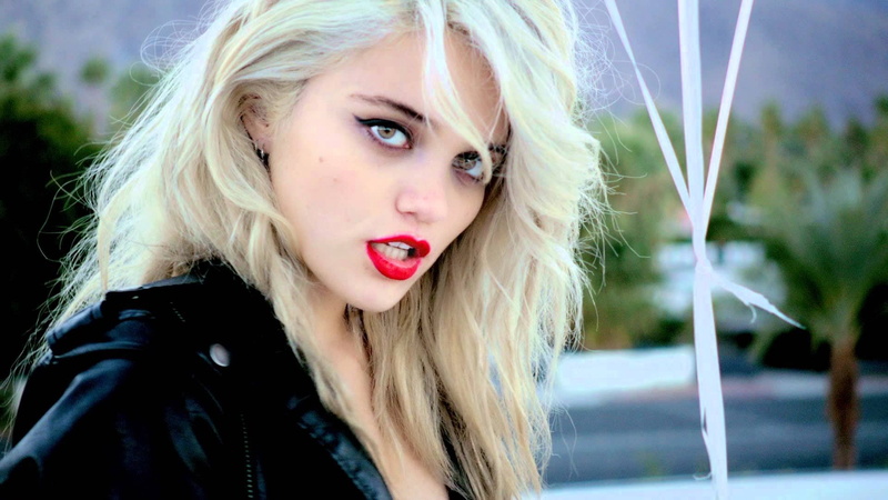 indie, babe, ferreira, 1080P, model, singer, synthpop, rock, pop, sexy, dance, actress, sky