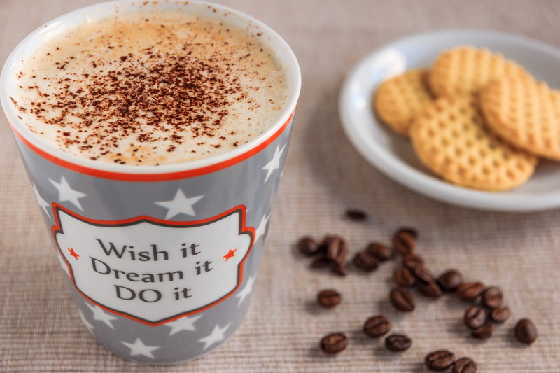 spoon, 5K, palate tickling, roasted coffee bean, motivation, foam, coffee foam, heat - Temperature, leisure, glass, brown, non-alcoholic beverage, frothy drink
