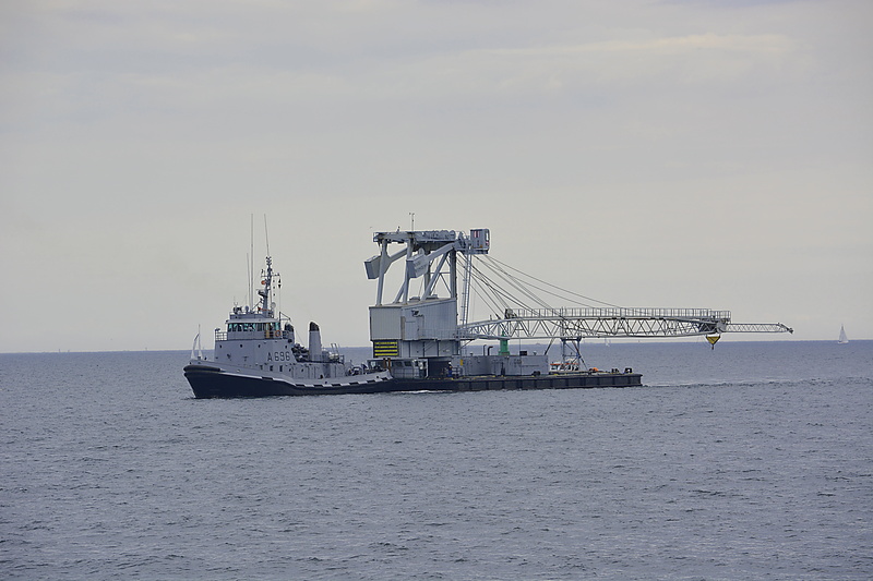 day, shipping, tug, no people, architecture, boat, machinery, port, 5K, mode of transportation, sea, water, crane, nature, ship, industry, unloading, sky