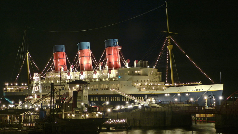 fuel and power generation, technology, pollution, water, cruise, built structure, container, ship, architecture, stand, port, factory, freight transportation