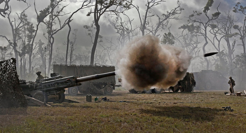 155 mm, soldiers, 1080P, artillery, howitzer, M777, volley