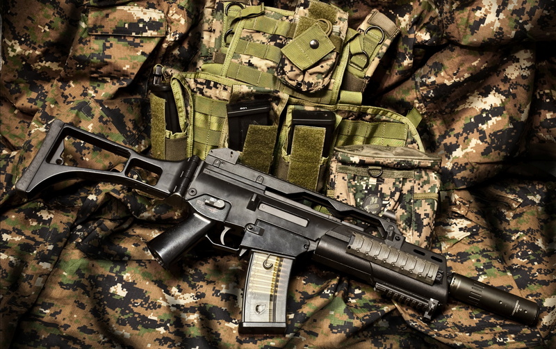 rifle, tokyo, aggression, field, abandoned, high angle view, damaged, security, no people, target shooting, gun, black, Machine Gun, armed forces, 1080P