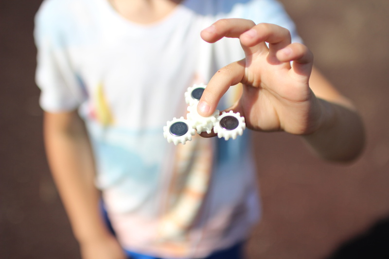 guy, hand, standing, human hand, selective focus, offspring, childhood, males, adult, child, young, closeup, 5K, man, fidget, photoshoot, one person, boy
