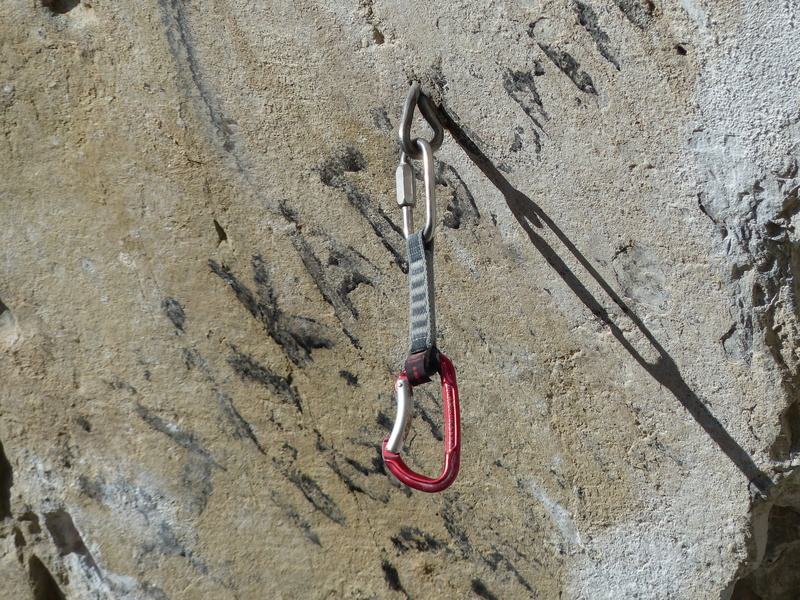 abandoned, 4K, climbing rope, wall - building feature, deterioration, no people, extreme sports, metal, solid, abseil, alpine, climb, screw type fuse