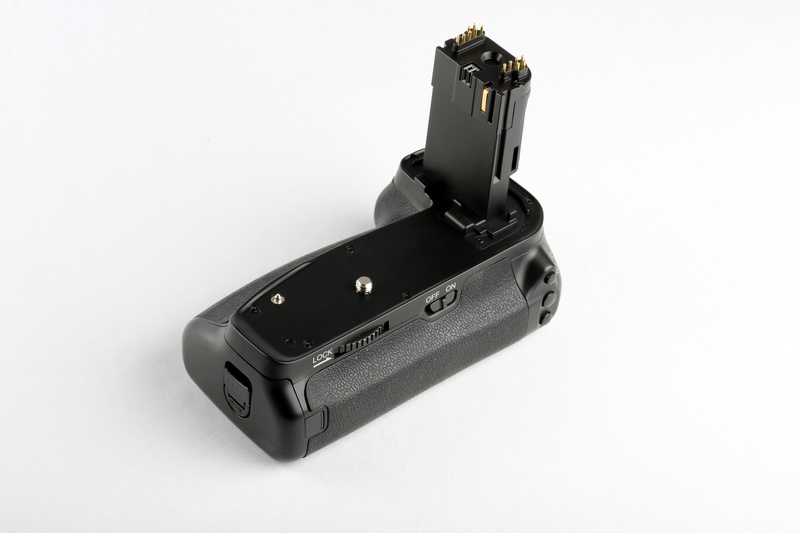 safety, wireless technology, white background, no people, backup power, equipment, convenience, electrical equipment, black color, accessory, security