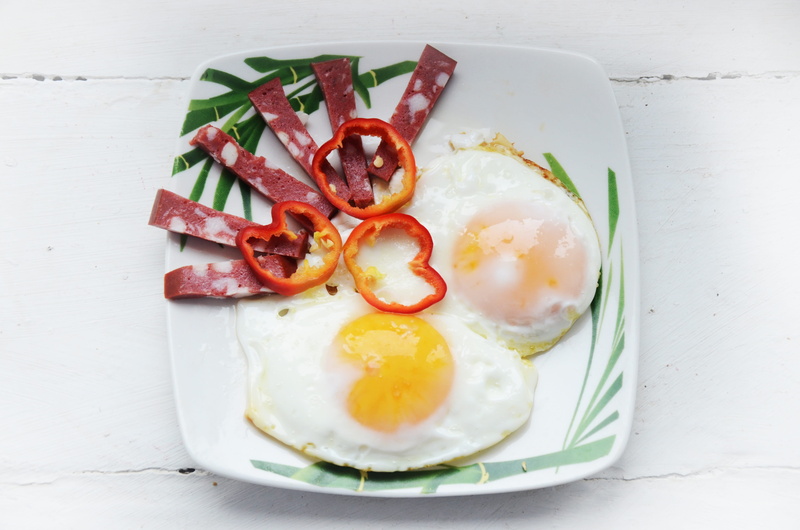 freshness, slice, fried egg, healthy eating, still life, fruit, food, close-up, fried, peppers, closeup, breakfast, table, directly above, beacon, meal