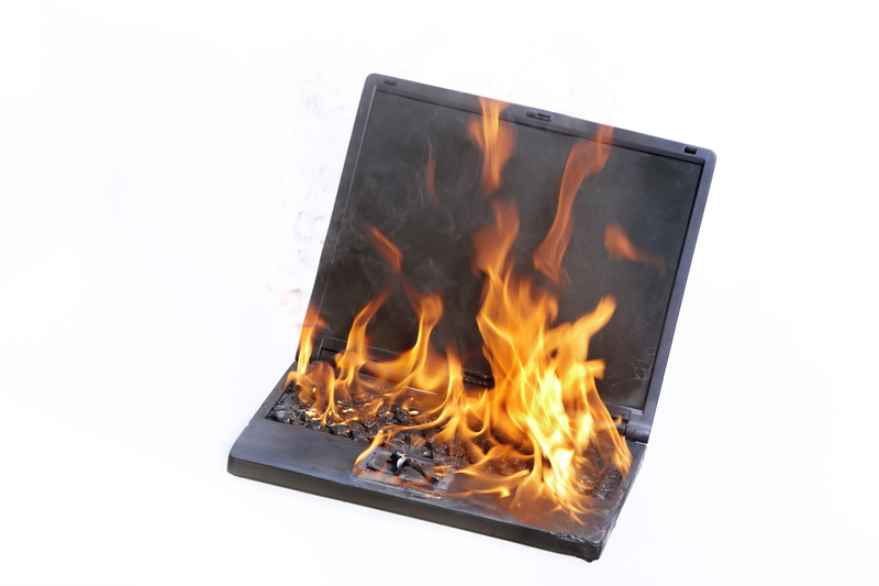 flame, copy space, 2K, technology, cut out, studio shot, burnout, white background, close-up, damage, heat - temperature, motion, frustration, dangerous
