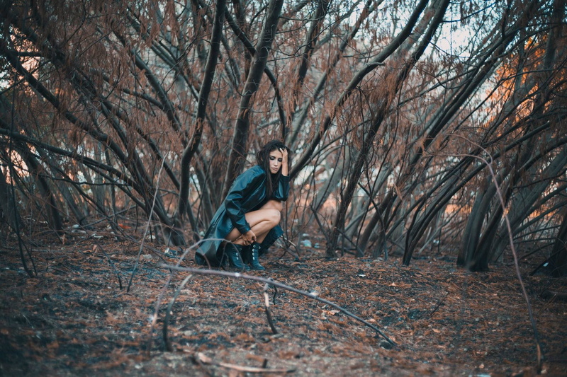 the situation, autumn, 1080P, Valentina Principles, trees, girl, squat, mood