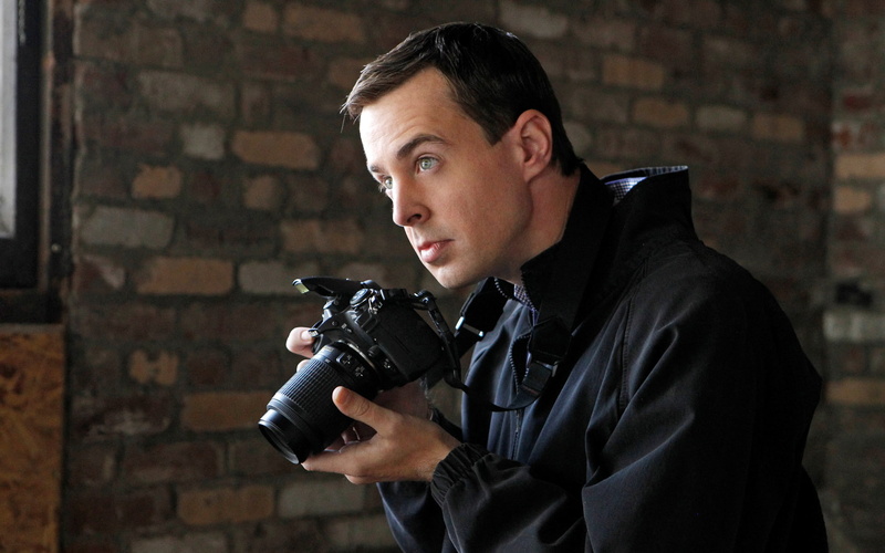 looking, occupation, communication, Sean Murray, mid adult, TV Show, aiming, government, adult, technology, handgun, one person, serious, security, aggression