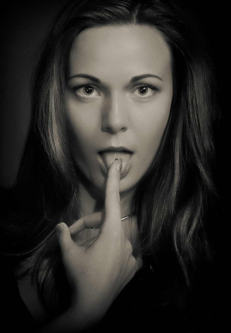 finger, front view, human face, beautiful woman, headshot, person, beauty, young women, lips, lip, studio shot, lifestyles, photography, human, skin, studio