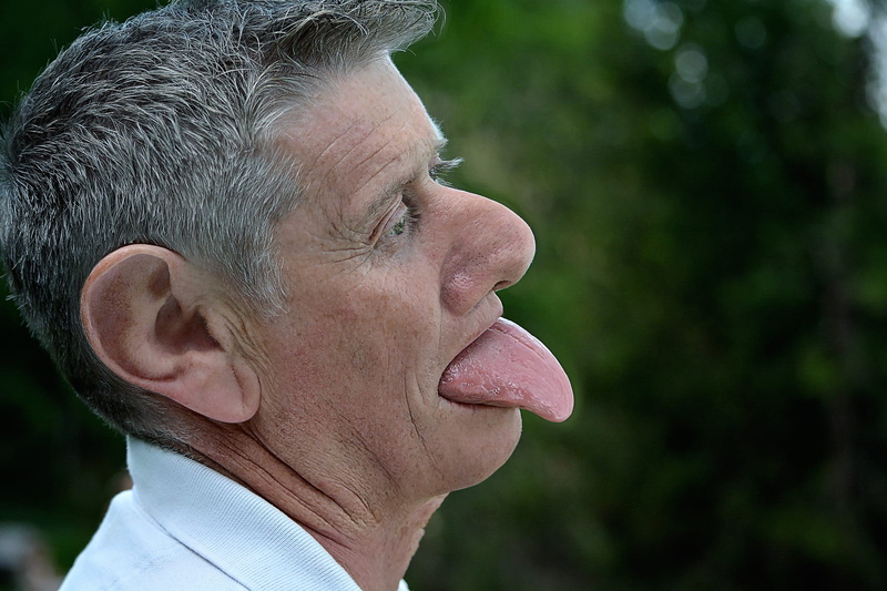 profile view, Male, big ears, tongue, men, human body part, man, people, Big Nose, Caricature, senior adult, 1080P, focus on foreground, one man only