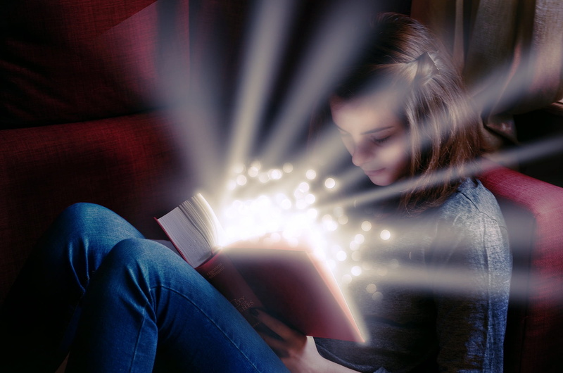 casual clothing, dream, girls, browse, teenager, connection, adult, the book, sofa, women, young adult, woman, magic, photo, shirt, night, communication