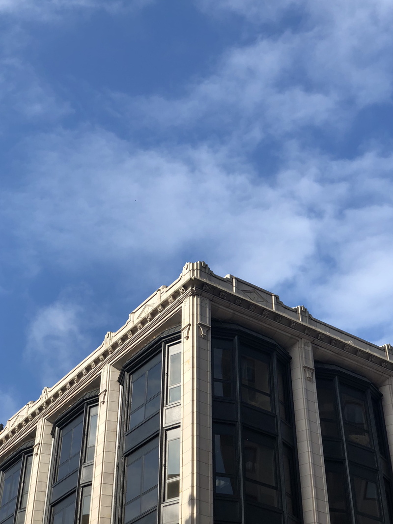 residential district, cloud - sky, facade, 2K, blue, no people, sunlight, city, day, architecture, outdoors, low angle view, building, height, office