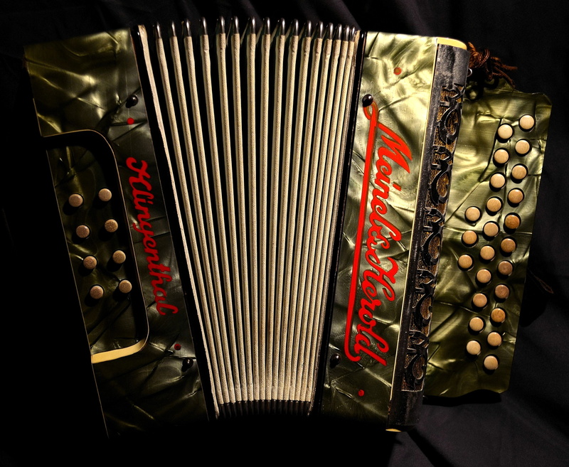 selective focus, indoors, in a row, red, still life, arts culture and entertainment, 2K, schifferklavier, focus on foreground, pattern, seat, piano key