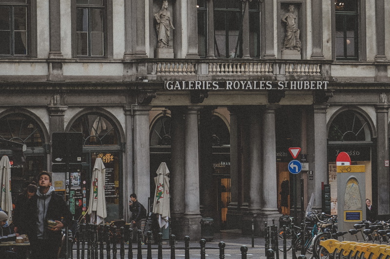 day, railing, women, lifestyles, st, royales, architectural column, gray, bruxelle, group of people, street, communication, men, royal gallery, adult, belgium
