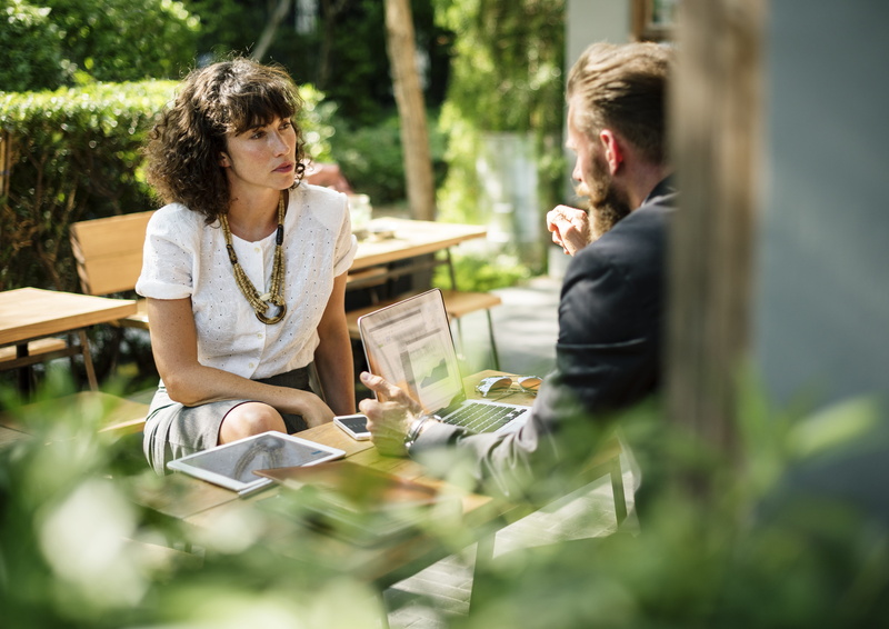 cafe, networking, deal, online, tablet, laptop, talking, young men, connection, adult, meeting, young adult, two people, young women, outdoors, coat, 5K