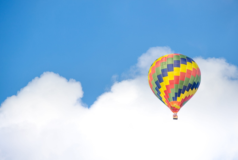 colorful, air vehicle, adventure, near, blue, flying, nature, no people, balloon, air, white, ballooning festival, flight, day, colourful, freedom, high
