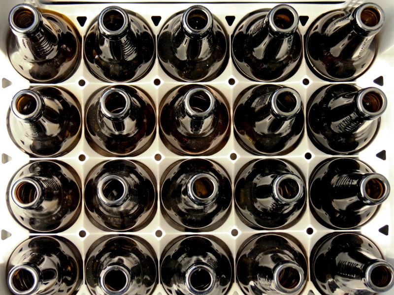 food and drink, beer bottles, 4K, sociable, side by side, repetition, wine, bottle, alcohol, refreshment, arrangement, in a row, winery, wine rack, large group of objects