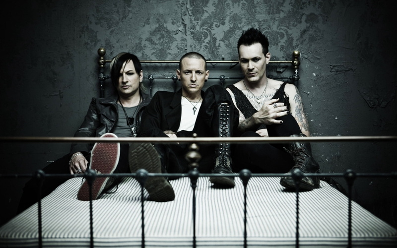 black Color, male, dead by sunrise, gang Member, looking At Camera, band, bed, real people, portrait, adult, 1080P, shoes, three quarter length