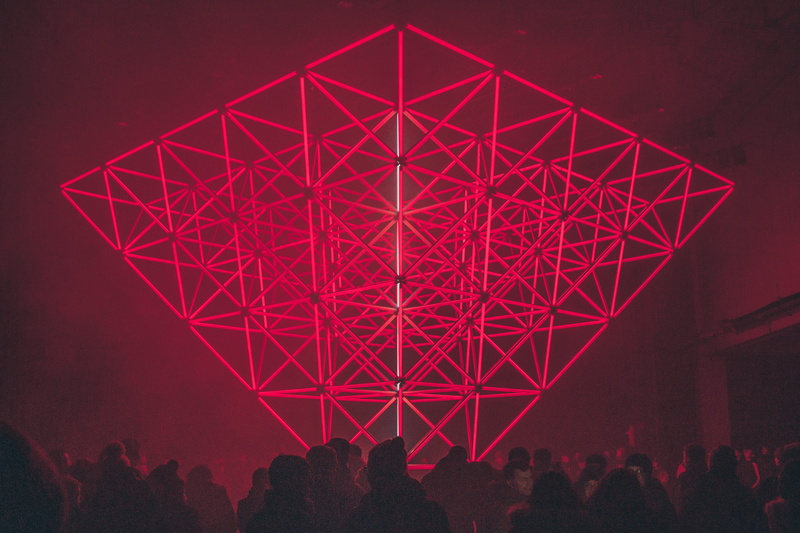 diamond, nature, communication, crowd, modern, night, technology, enjoyment, standee, 5K, geometric shape, arts culture and entertainment, shape, built structure