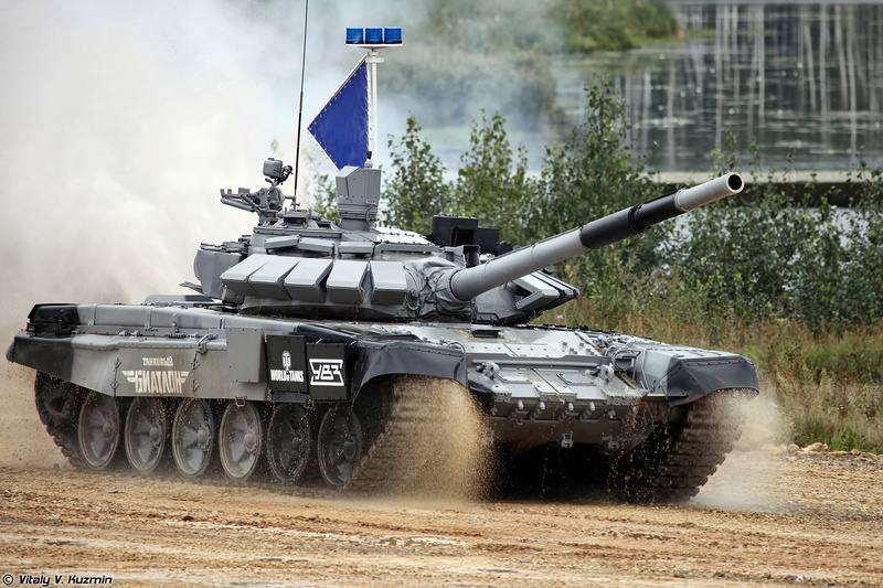 Biathlon, day, aggression, outdoors, motion, road, field, government, battle, armored Vehicle, gray, tank, T-72 B3, body Armor, army, camouflage, nature