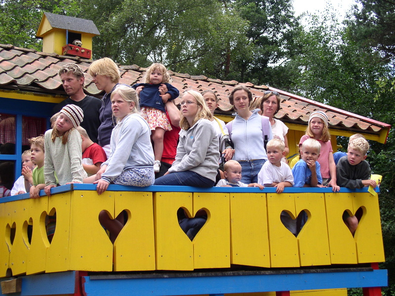 adult, theme park, crowd, blue, trailer, Watch, childhood, real people, three quarter length, males, Marvel, men, mature men, 4K, day, outdoors, group