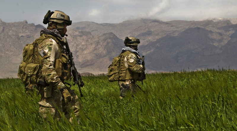 mountain, officer, gun, day, nature, plant, army, outdoors, government, camouflage clothing, armed forces, weapon, army high resolution  widescreen, conflict